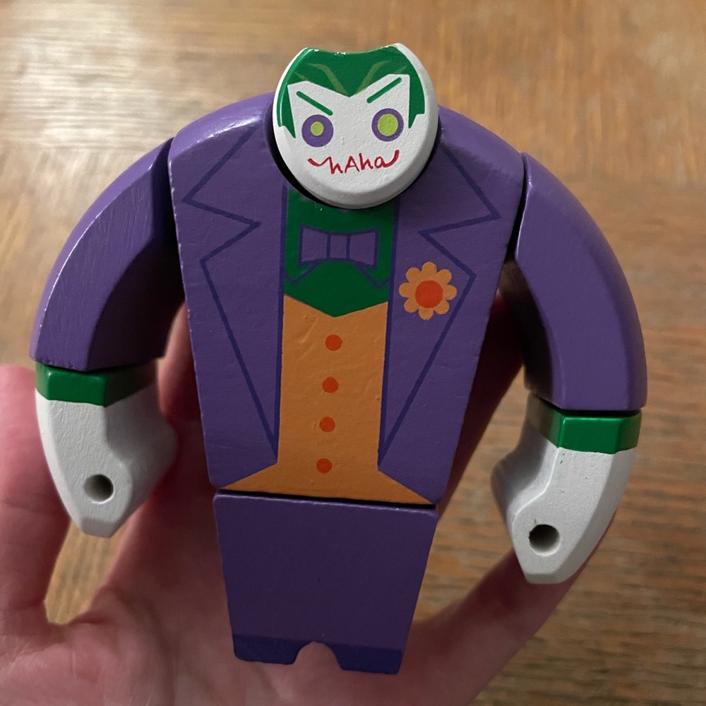 Loot Crate Exclusive DC comic Joker painted wooden head removable arms movement